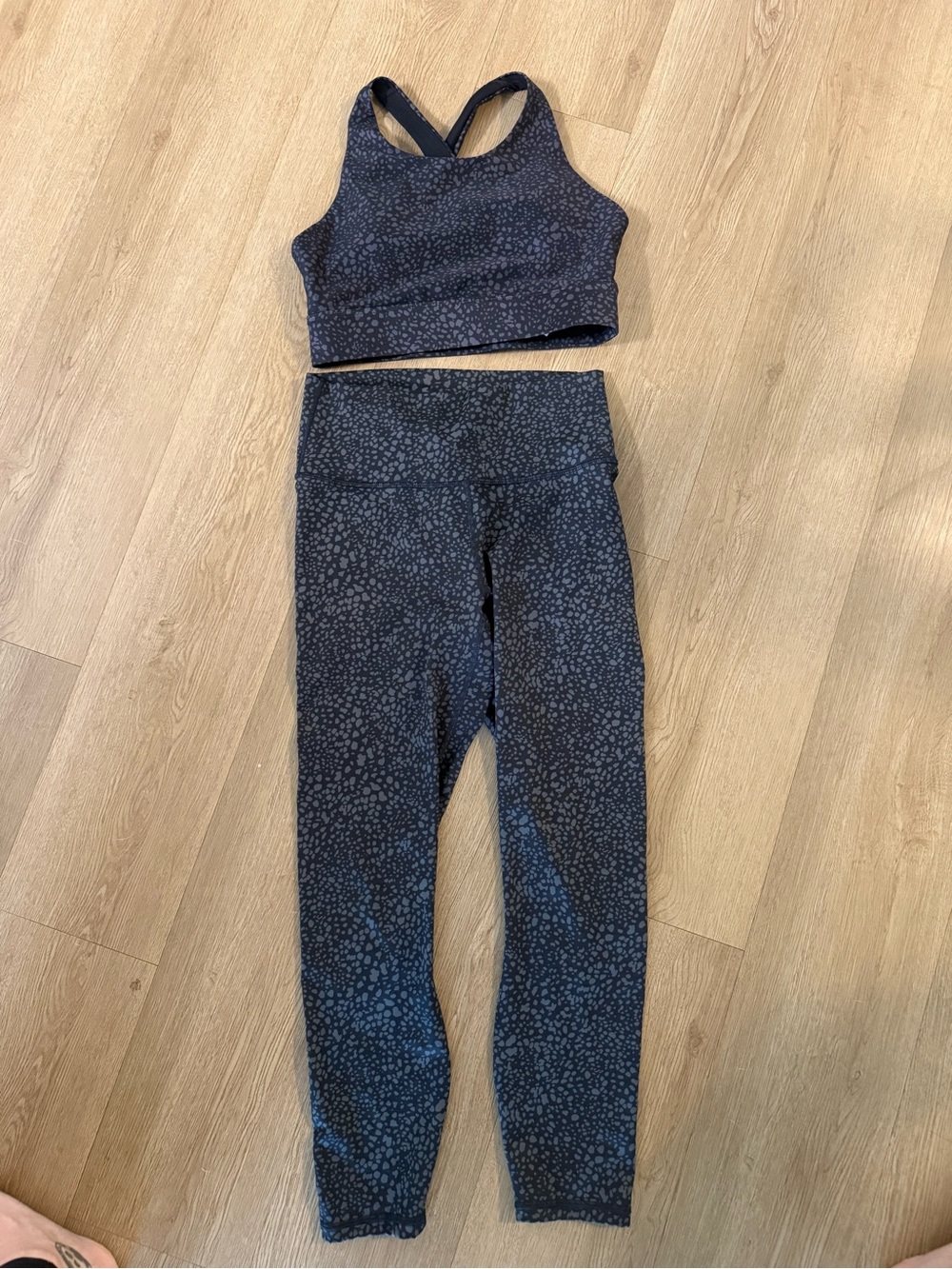 Fabletics Black Speckled High-Waist Leggings & Sports Bra Set Small